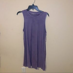purple sleeveless dress